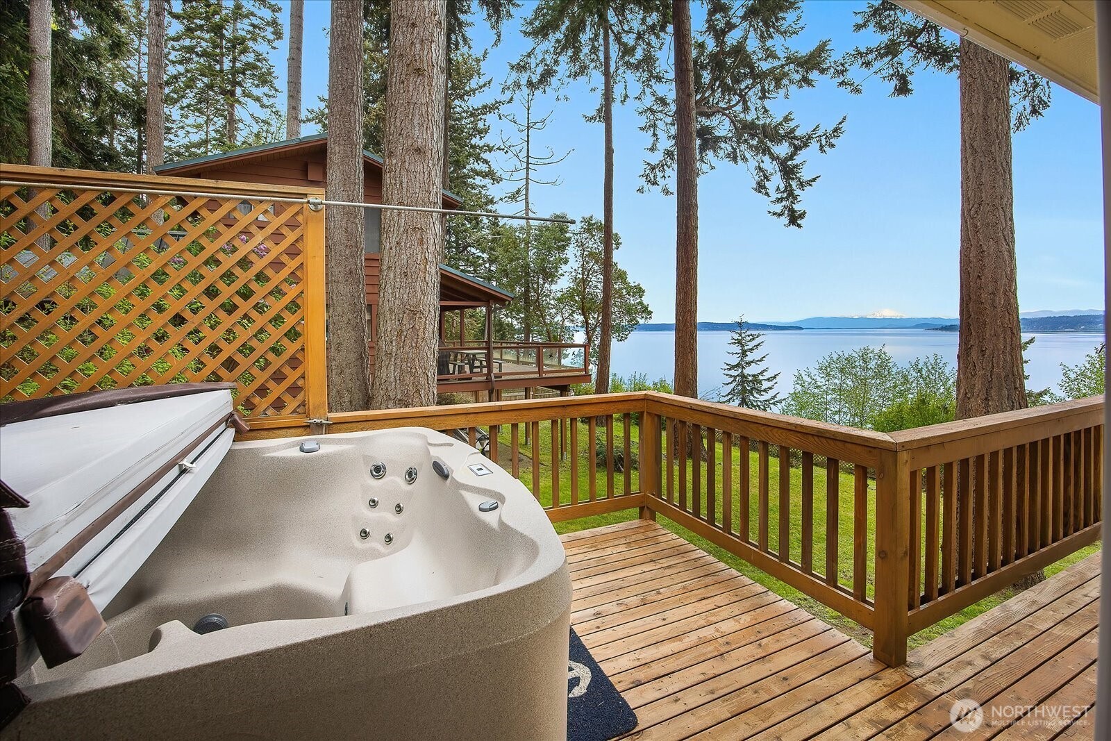 285 Harrington Road Coupeville WA 98239