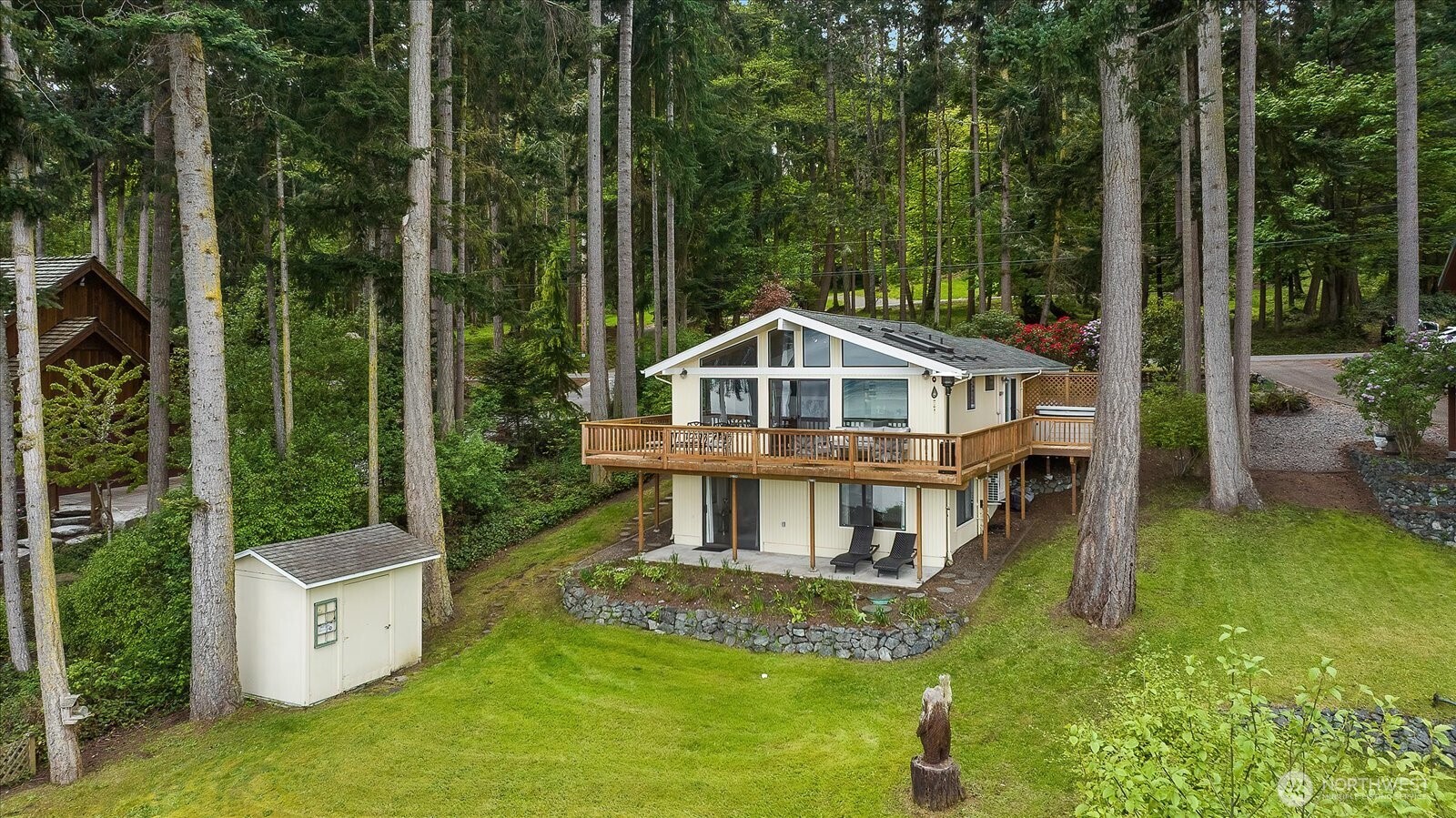 285 Harrington Road Coupeville WA 98239