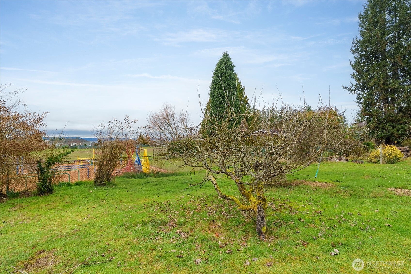 1020 Puget Drive Edmonds WA 98020