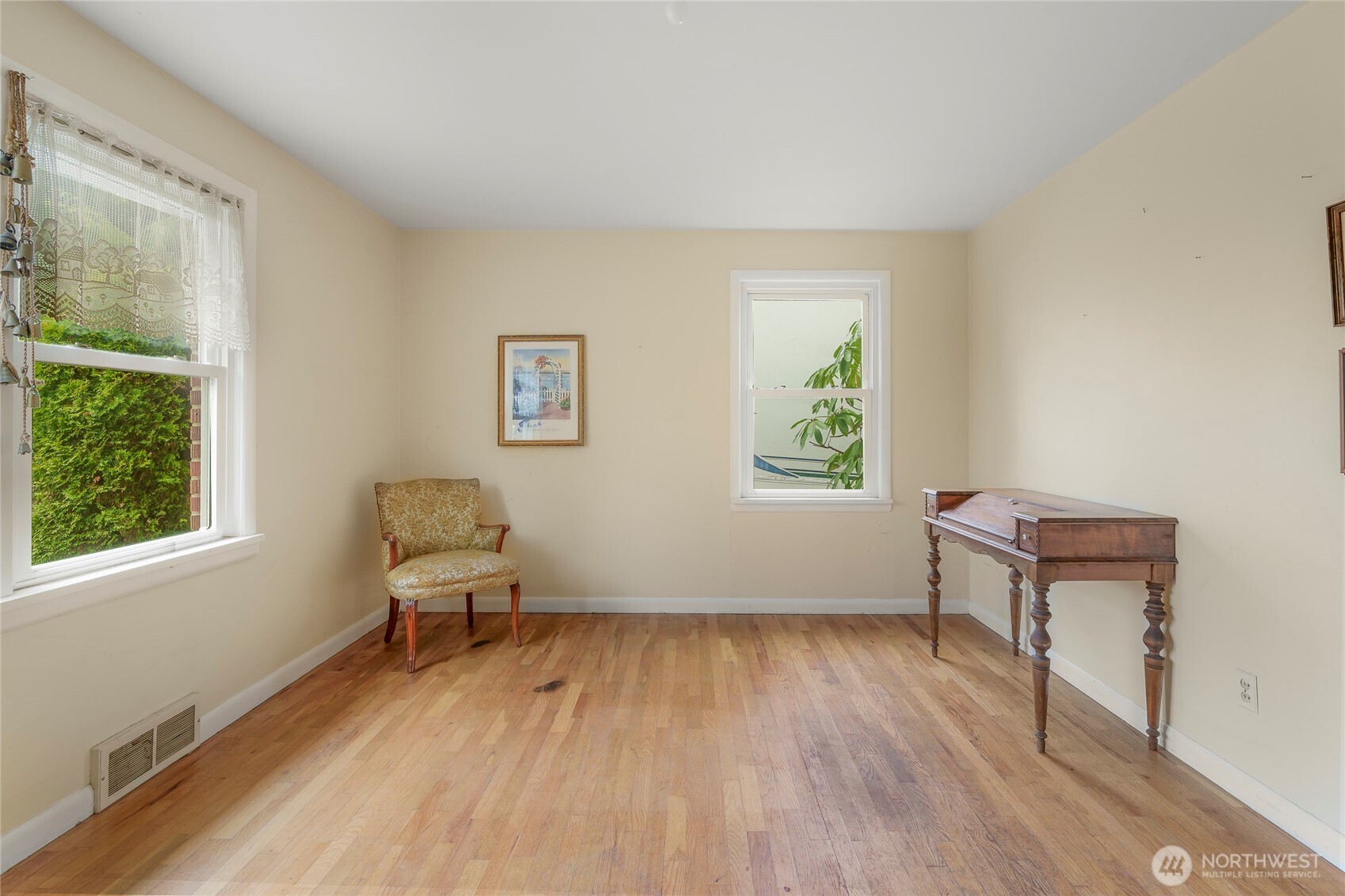 1020 Puget Drive Edmonds WA 98020