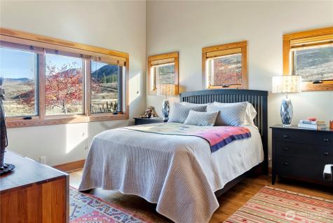 48 Thurlow Road Twisp WA 98856