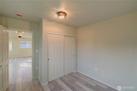 1365 Dolan Street Raymond WA 98577