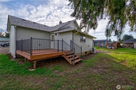 1365 Dolan Street Raymond WA 98577