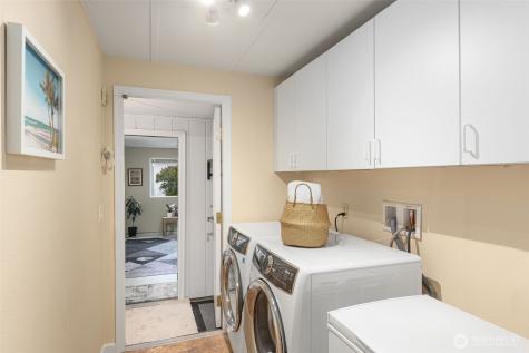 23807 7th Place W Bothell WA 98021