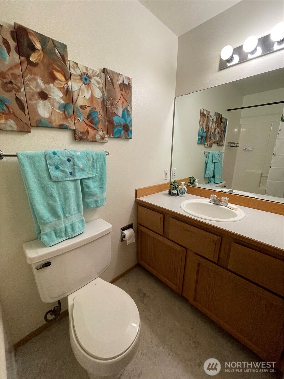 652 Adele Avenue Bremerton WA 98312