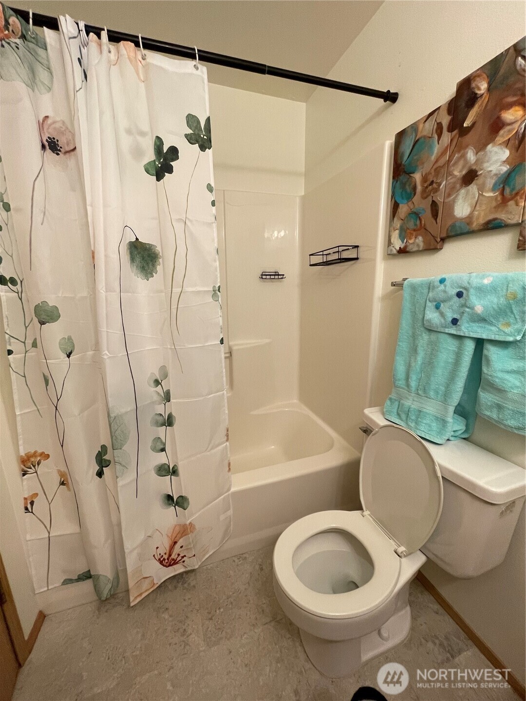 652 Adele Avenue Bremerton WA 98312