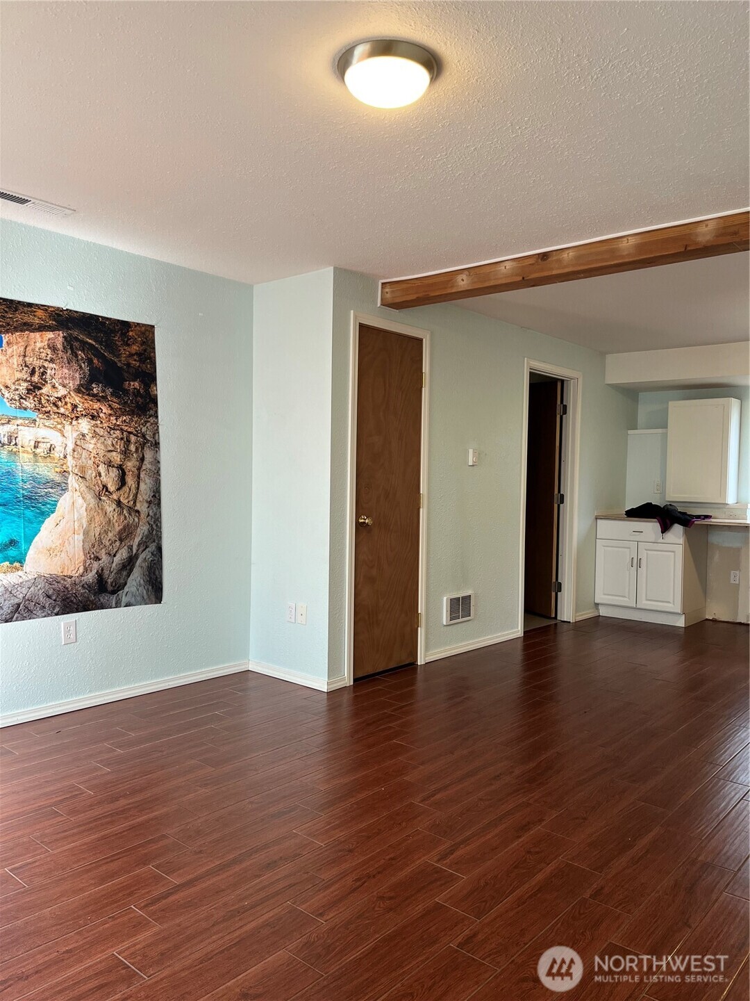 652 Adele Avenue Bremerton WA 98312