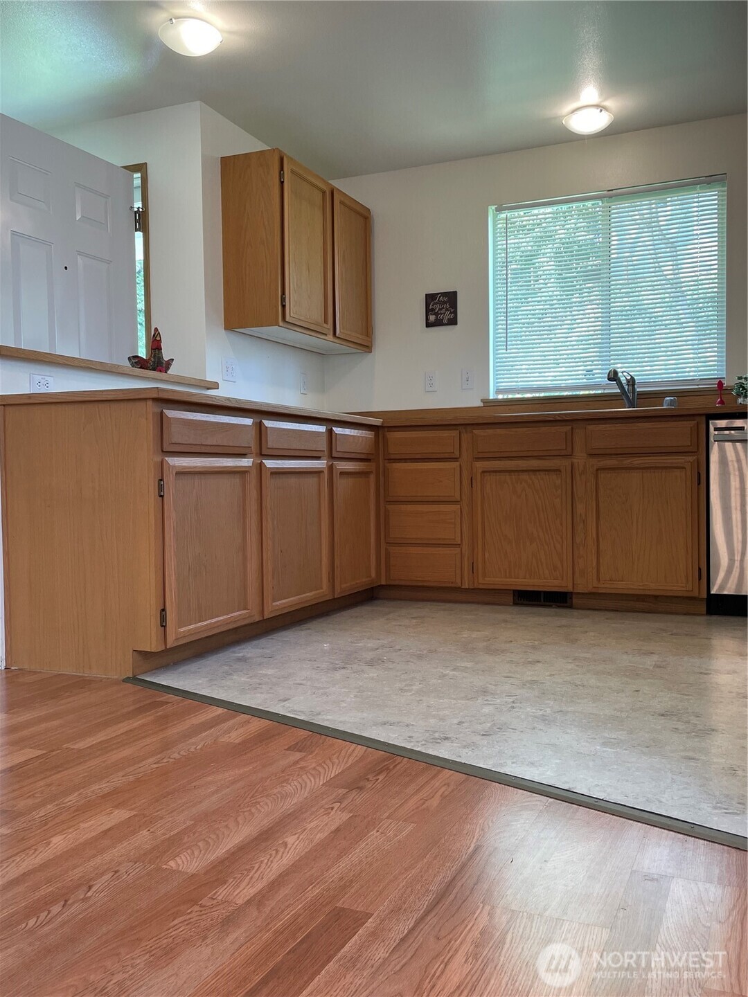 652 Adele Avenue Bremerton WA 98312