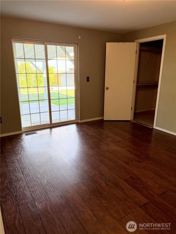 586 L Street SE Ephrata WA 98823