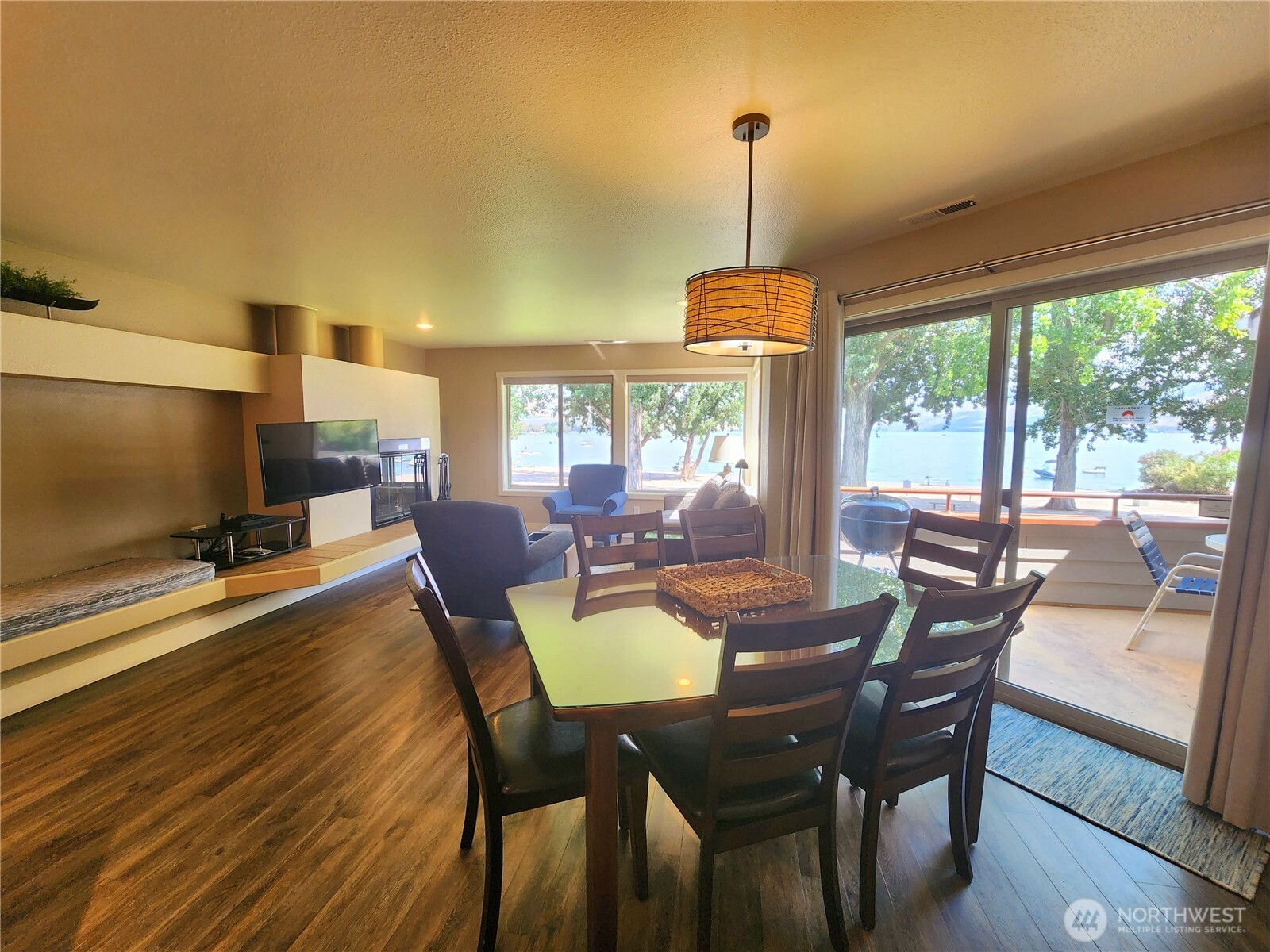 1 Beach 549-n Manson WA 98831