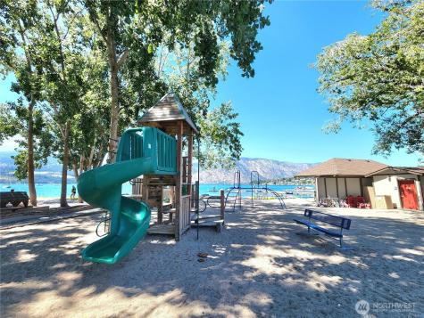1 Beach 549-n Manson WA 98831