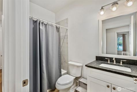 28 Deer Hollow Road Port Ludlow WA 98365