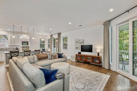 28 Deer Hollow Road Port Ludlow WA 98365