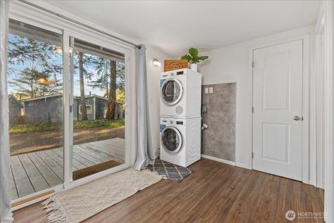 14602 Holiday Dr NW Gig Harbor WA 98329