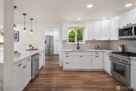 6439 Marshall Avenue SW Seattle WA 98136