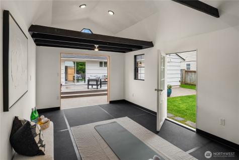 6439 Marshall Avenue SW Seattle WA 98136