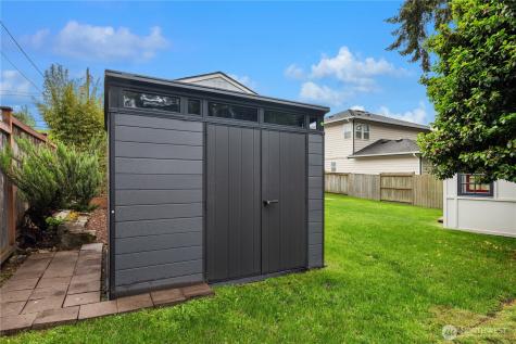 6439 Marshall Avenue SW Seattle WA 98136