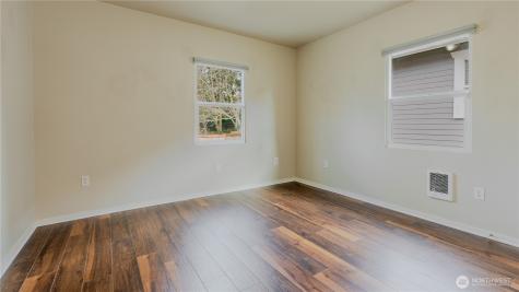 1421 S 45th Tacoma WA 98418