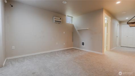 1421 S 45th Tacoma WA 98418