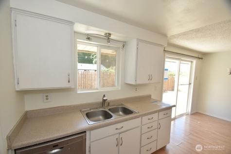 1119 N Viewmont Drive Mount Vernon WA 98273