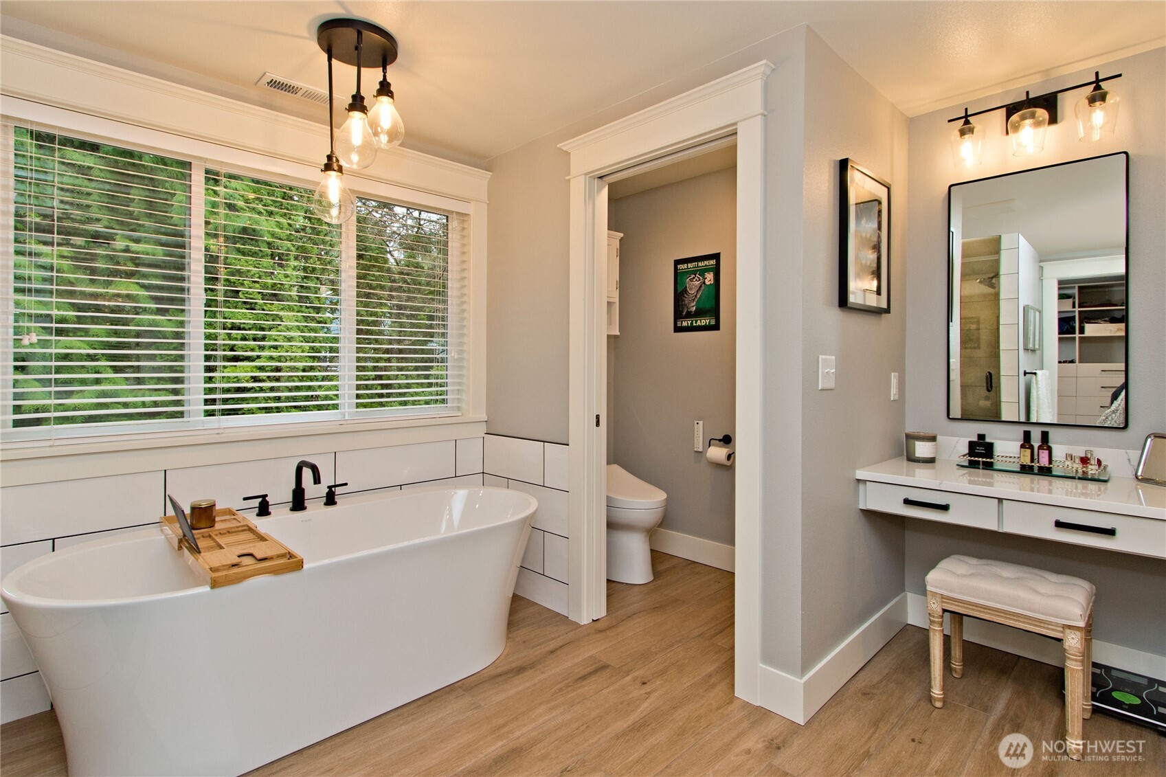 23031 76th Avenue SE Woodinville WA 98072