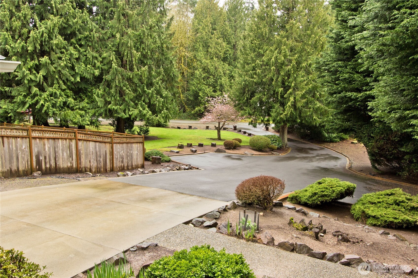 23031 76th Avenue SE Woodinville WA 98072
