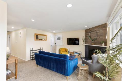 2505 -2507 N Wycoff Avenue Bremerton WA 98312