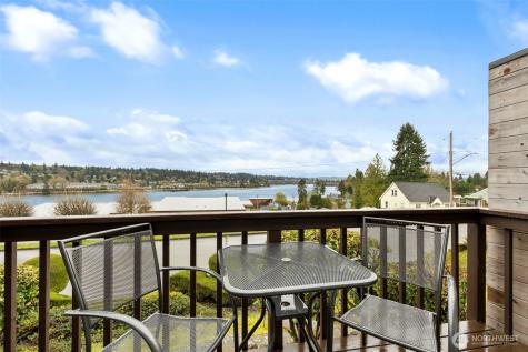 2505 -2507 N Wycoff Avenue Bremerton WA 98312