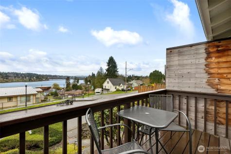 2505 -2507 N Wycoff Avenue Bremerton WA 98312