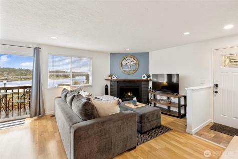 2505 -2507 N Wycoff Avenue Bremerton WA 98312