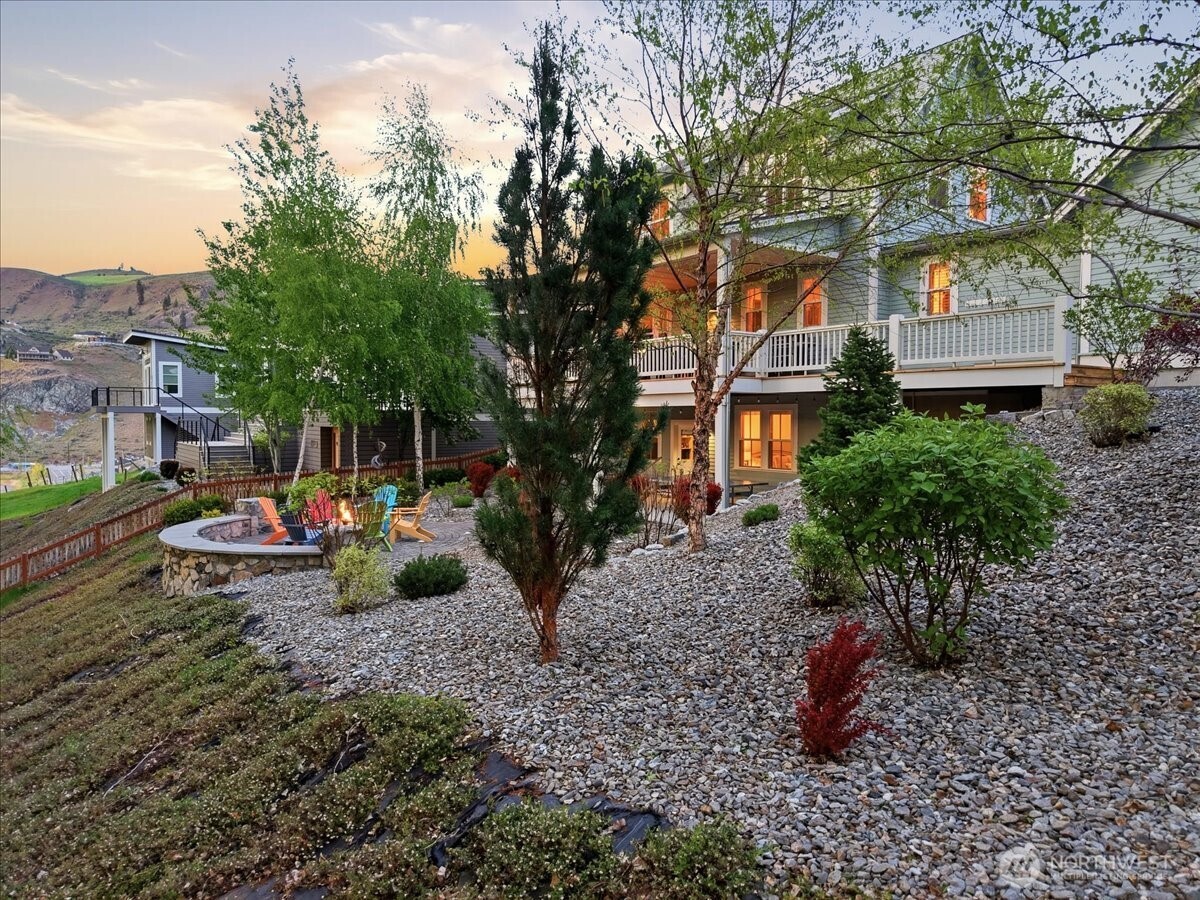 216 Porcupine Lane Chelan WA 98816