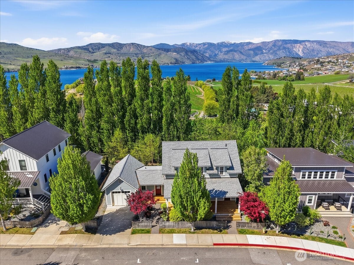216 Porcupine Lane Chelan WA 98816