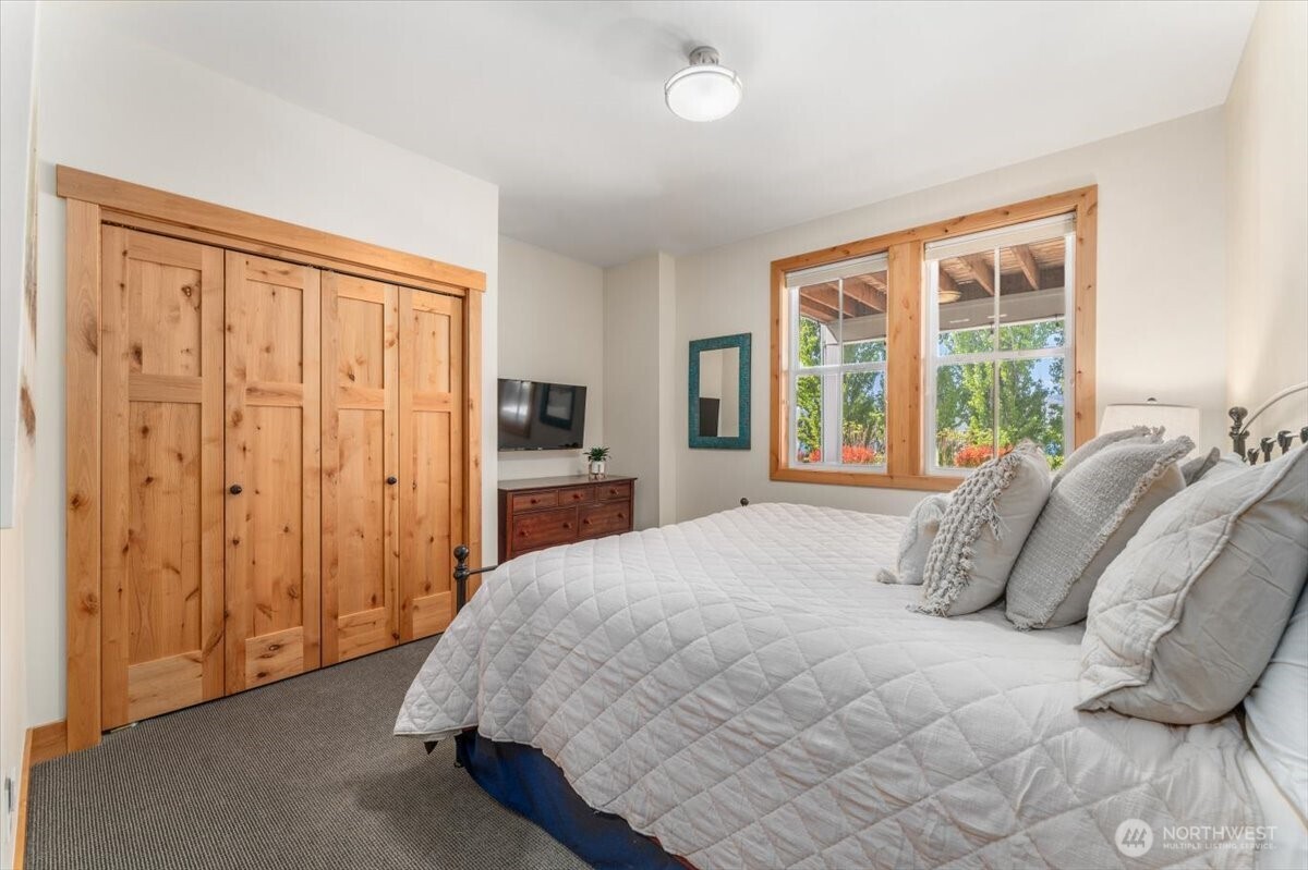 216 Porcupine Lane Chelan WA 98816