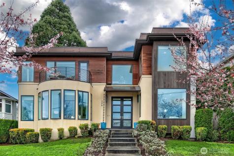 526 14th Avenue W Kirkland WA 98033