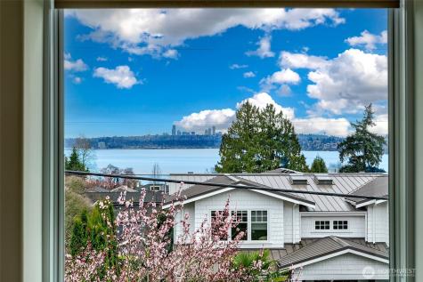 526 14th Avenue W Kirkland WA 98033