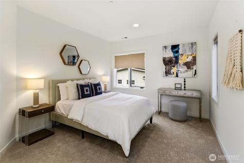526 14th Avenue W Kirkland WA 98033