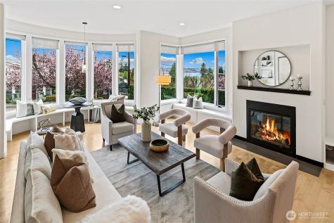 526 14th Avenue W Kirkland WA 98033