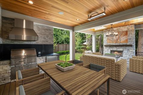 10924 SE 24th Place Bellevue WA 98004