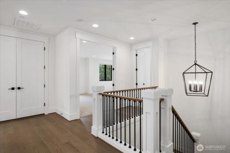 10924 SE 24th Place Bellevue WA 98004