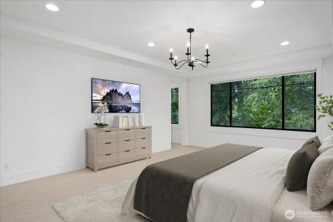 10924 SE 24th Place Bellevue WA 98004