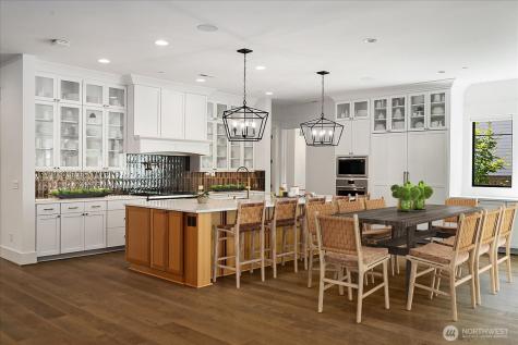 10924 SE 24th Place Bellevue WA 98004