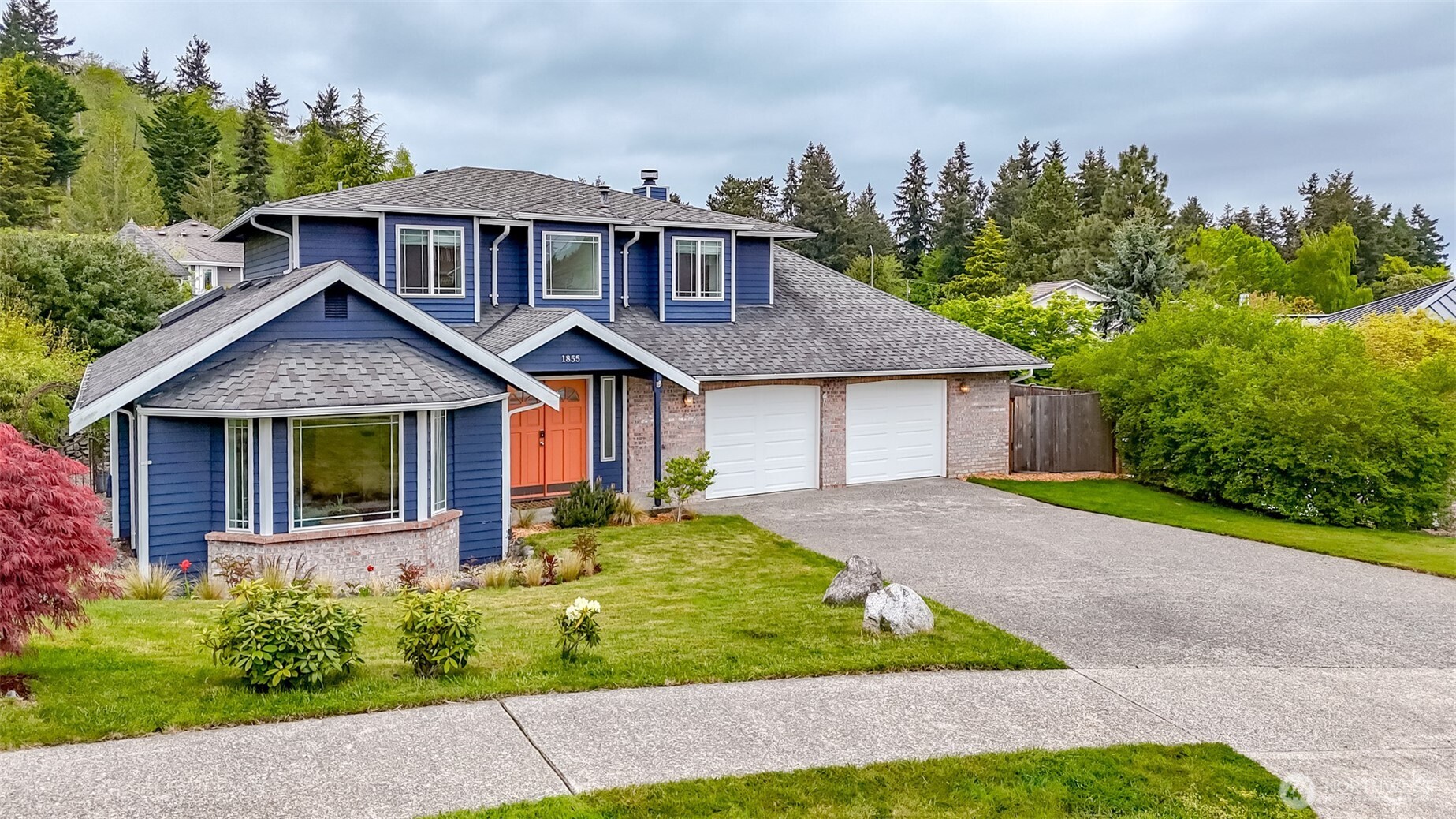 1855 Hillside Drive NE Tacoma WA 98422