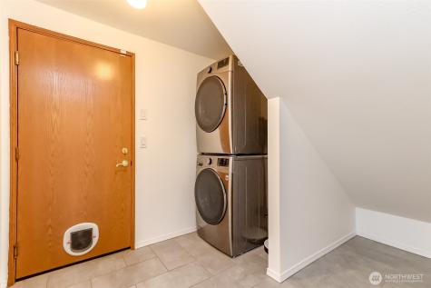 1855 Hillside Drive NE Tacoma WA 98422
