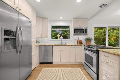 1315 102nd Avenue NE Bellevue WA 98004
