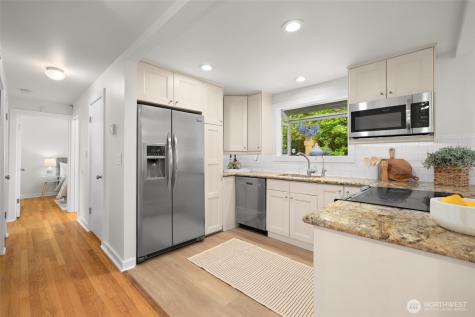 1315 102nd Avenue NE Bellevue WA 98004
