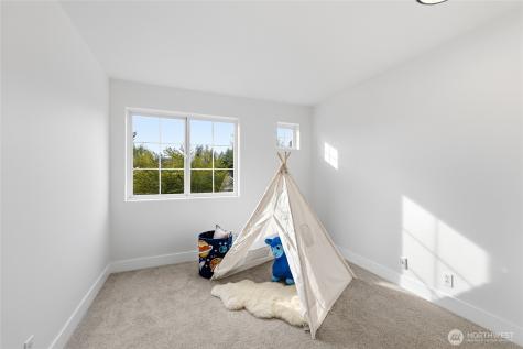 536 237th Avenue SE Sammamish WA 98074