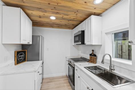 605 32nd Avenue Longview WA 98632
