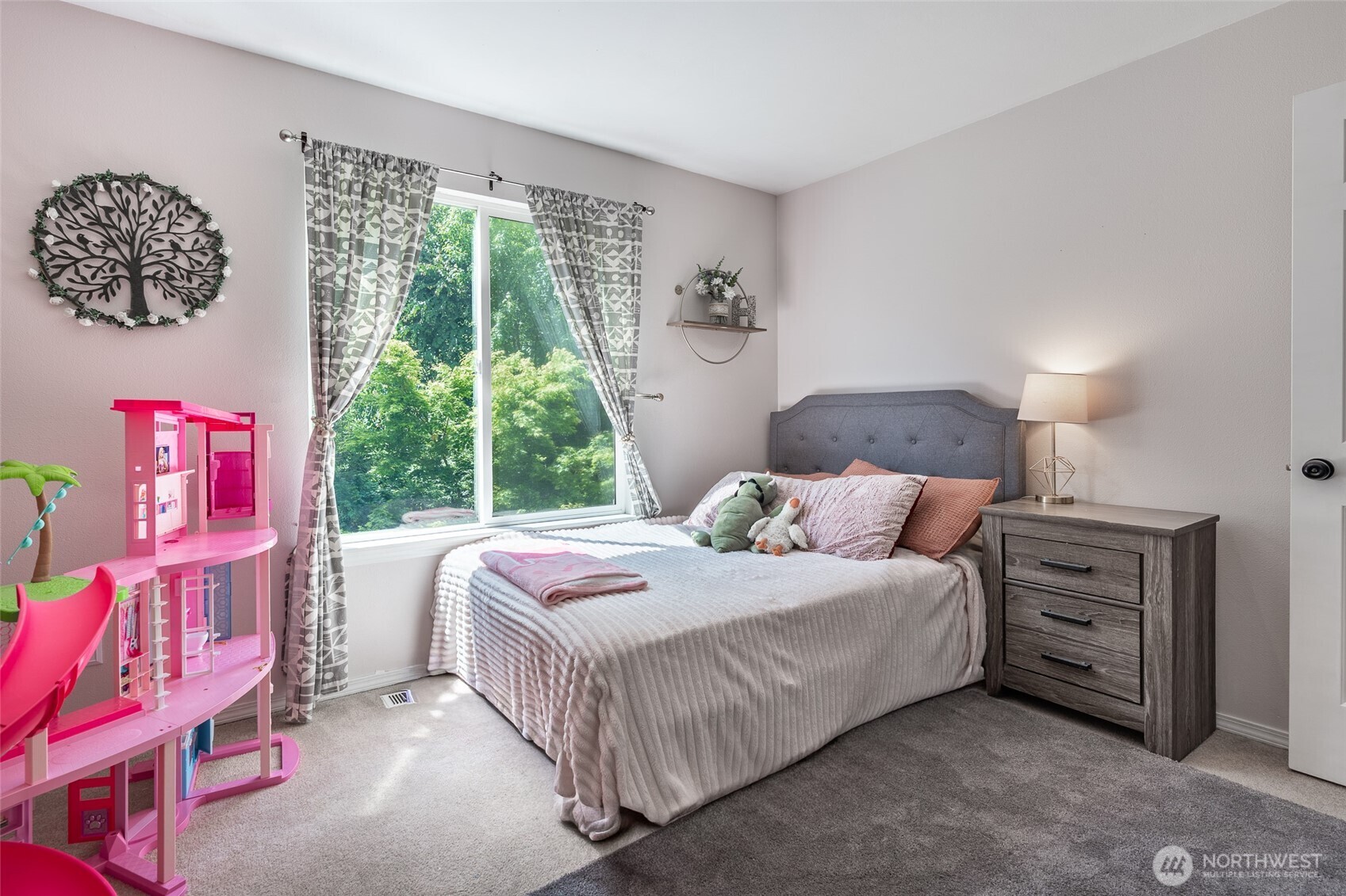 23003 SE 241st Place Maple Valley WA 98038