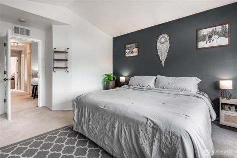 23003 SE 241st Place Maple Valley WA 98038