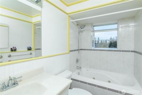 4109 S Reddick Road Port Angeles WA 98363